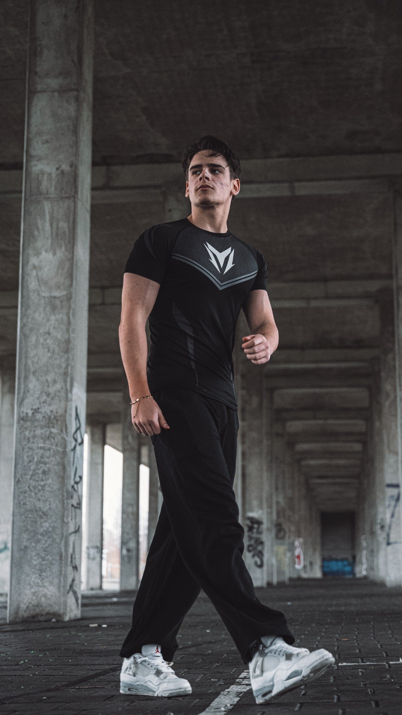 Compression Shirt Men-Fitness Gym Shirt – Zwart / Black | V-Mont